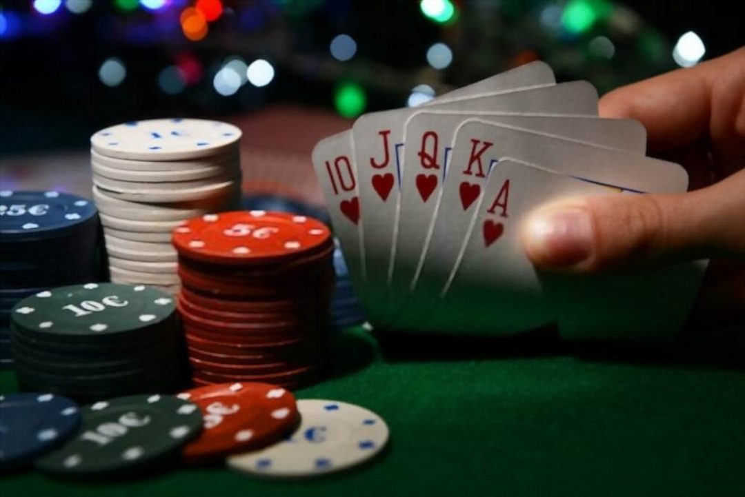 Xì tố hay còn được cộng đồng gọi theo tiếng Anh là Poker.